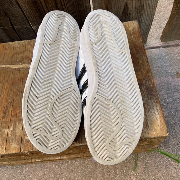 Adidas shoes - Picture 4 of 4